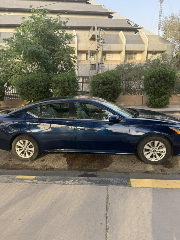 نيسان التيما 2019 خليجي

سيارة نظيفه جداً وجاهزه 
بيها على البارد جاملغ الخلفي و الدوسه
مواصفات S
رقم مميز اربع ارقام
ماشيه 113,357km

سعر 165 ورقه وقابل للتفاوض 
***********

الموقع بغداد الجادرية
