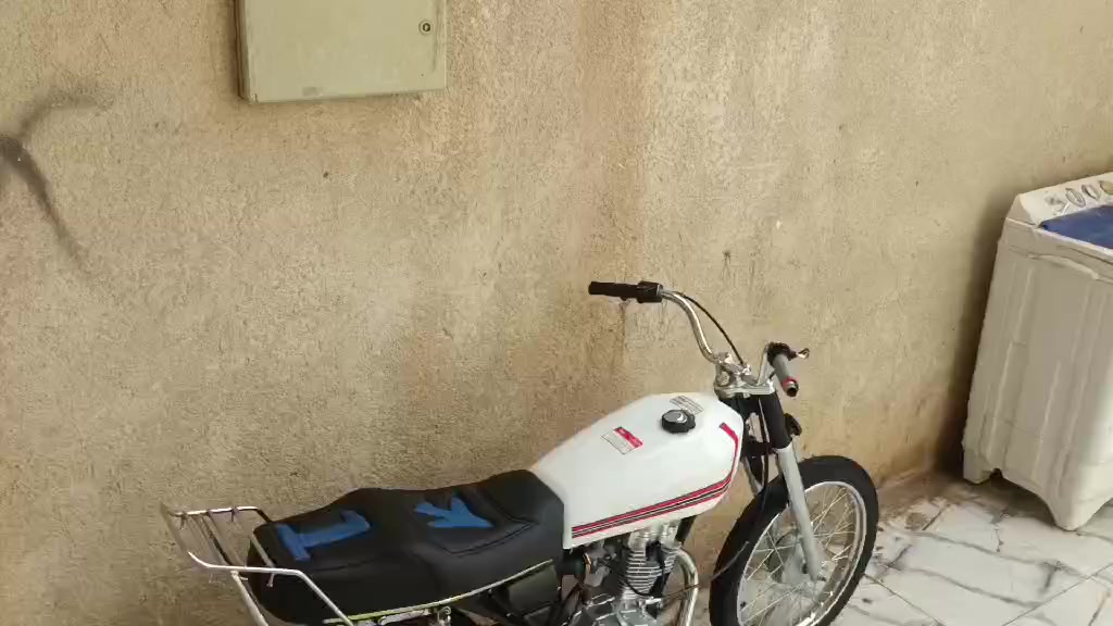 سلام عليكم دراجه للبيع رابيدو مكفوله م̷ـــِْن كلشي او مراوس بستوته عُاَدّيَےّ هاذ رقمي ***********
