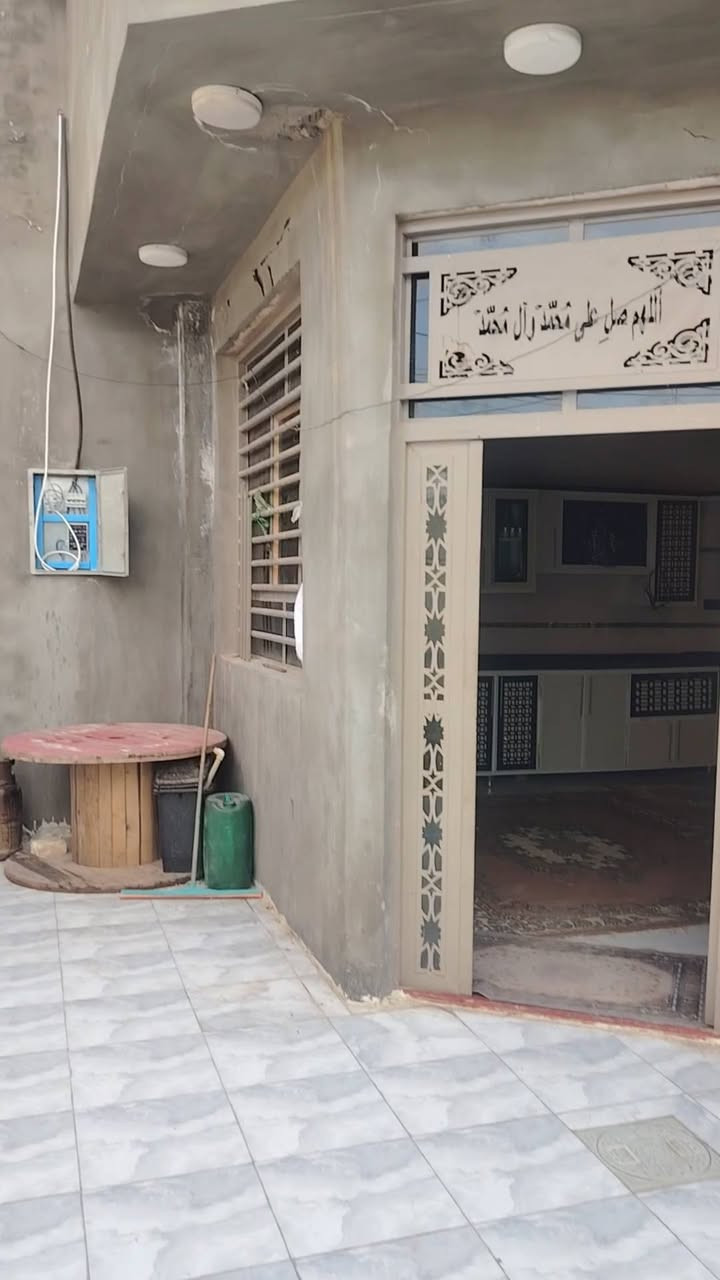 يالله بيت البيع المساحه مجمع بيتي الثاني  400متر طابق واحد شارع 15 سند حر بسم راعيه شغل جناي بي 4غرف نوم السعر خاص ***********وتساب وتصال 
***********
