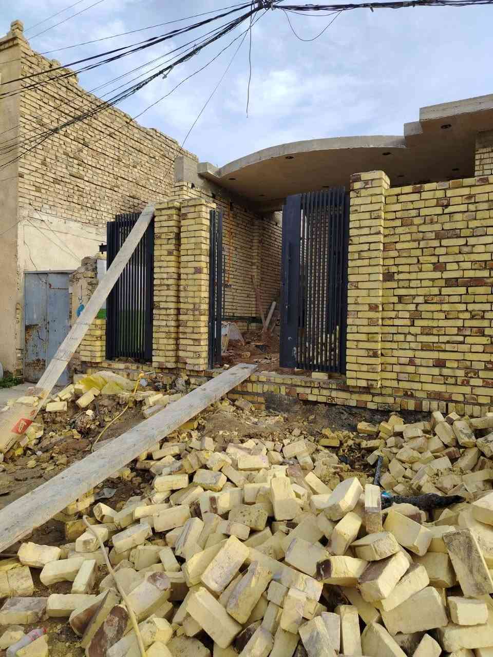 يوجد كادر مكون من ٢ خلفات بانسب الاسعار بناء عكاده ترميم رسم خرائط باليوميه او كرسته وعمل تسليم مفتاح المصداقيه والالتزام شعارنا اتصل وتدلل الخلفه رائد هاشم
***********
***********
