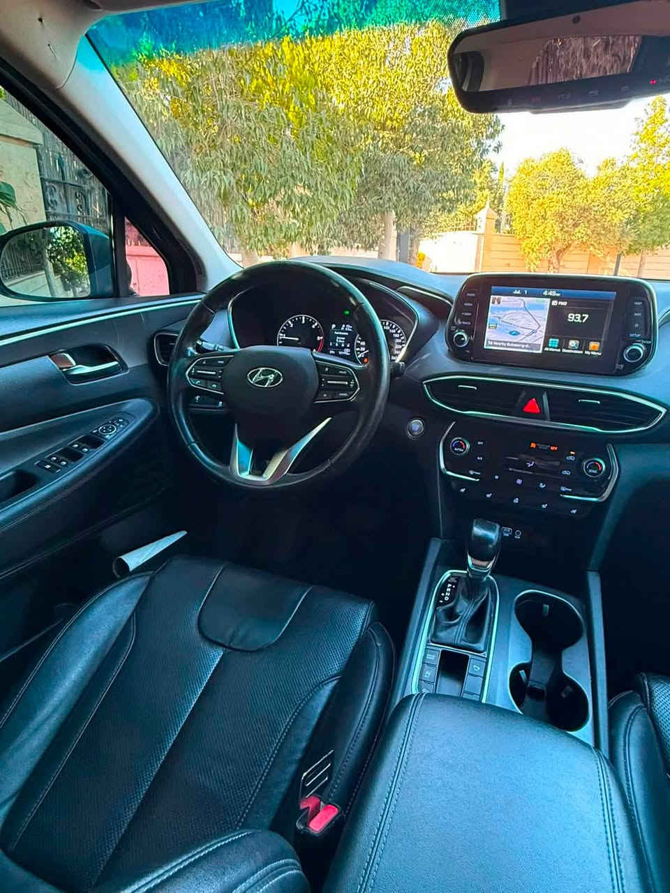 فل الفل ما عدااا فتحه للاستفسار 0599337131 
كيا بيكانتو 2022-2020 ،، متور 1000cc,, كمرا ,, شاشه,, فرش جلد ,, بصمه ،، بواب بصمه ,, 4 شبابيك كهربا ،،  حساسات ،، تدفئة كراسي ،، عداد اصلي 66,000 km فقط ،، جنط مغنيسيوم ،، رخصه وتامين ،، ولا غرام بويه موجوده باالخليل


**إذا كنت صاحب هذا الإعلان وتريد حذفه لأي سبب، رجاءا أرسل رسالة إلى الدعم الفني**