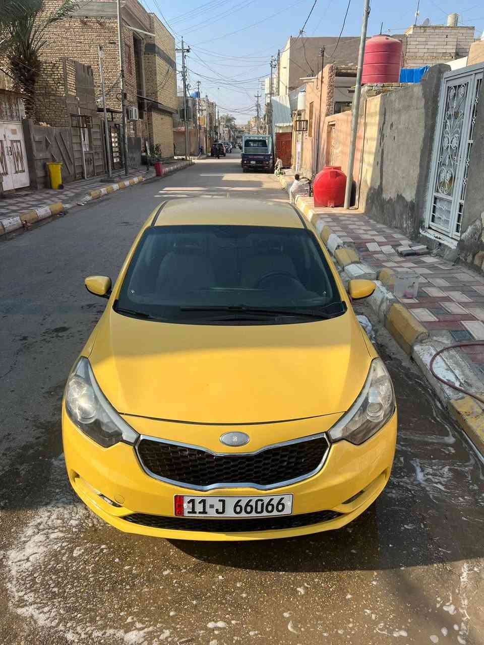 يالله. سلام عليكم  رقم مميز
فورتي مديل 2015. السياره بسمي امداور ثاني يوم
خط وبحث جا هزات  مكينه 2000
السياره بيه بس بنيد ول باقي كفاله عامه. وا سياره بل واقع احله من الصور بهواي نصبه وشكل 
دواخل بل كارتون. دوشمه. عامه توني ام سويه 
تخم تاير جديد تخم ويل جديد يعني السياره ربع ماتصرف عليه
كبل للشارع كامله من كل النواحي شاشه كامره تحكمات تبريد تتفئه.   السعر 115. وبيه مجال حك الجيه 
العنوان ذي قار مركز المدينه       ه‍***********
