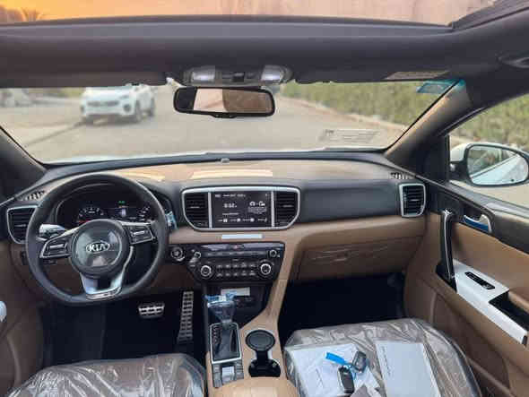 السلام عليكم كيا سبورتج موديل 21
فول مواصفات جيتي لاين معروفه ميحتاج اذكر
سونار موجود بل منشور ابيع او راوس بسبورتج مديل 24/25
فول ورقم بغداد
رقم الهاتف ***********
