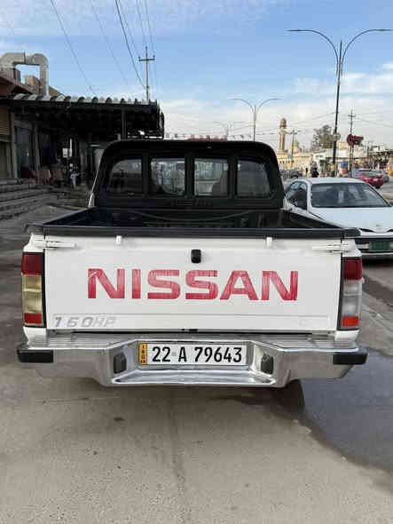 سلام عليكم 
بكم نيسان للبيع 
موديل 2010 
كير ومحرك شرط 
تواير وصدر جدد 
تبريد تدفئه كهربائيات وضع شركه 
بسمنه  عنوان شرقاط 
السعر 150 وبيها مجال للطيبين 
الرقم ***********
