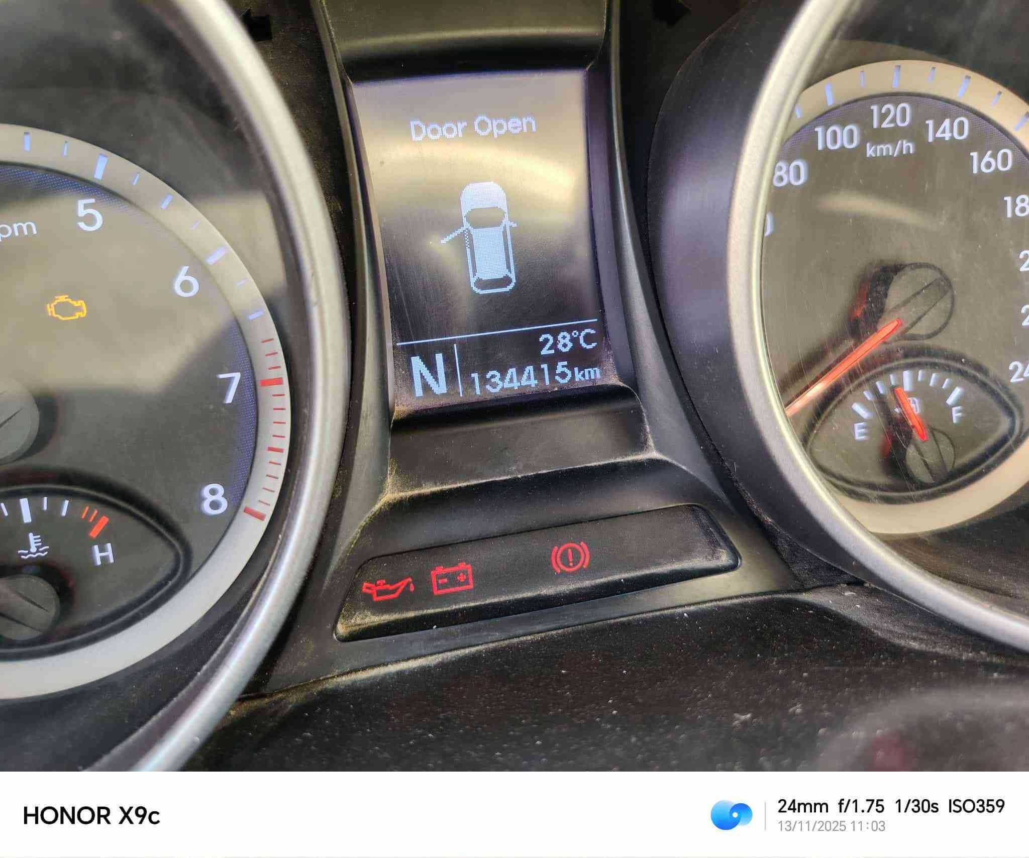 سنتافي للبيع موديل 13 شكل الـ 14 

السياره بيها طخه بالجاملغ الامامي 

المواصفات 

1_تحكم استيرين

2_حساسات

3_اشاير بالمري 

4_مكينه مفتوحه 2400V

5_سبعه راكب 

6_تلاث قطع تبريد

السعر 150وبيها مجال

الرقم  ***********

المكان المحمودية
