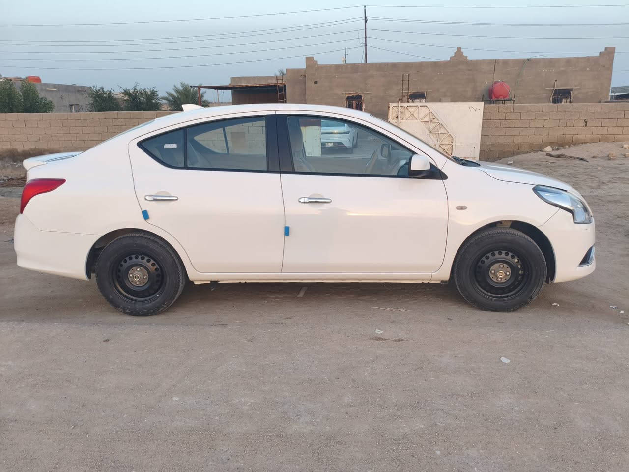 السلام عليكم اخوان عندي نيسان صني هندي موديل 2024 رقم اربيل مكاني البصرة كفالة عامة بس بيها ضربة خفيفة بلدعامية ماشية 17 الف اريدها 129 وبيها مجال لليشتري ***********
