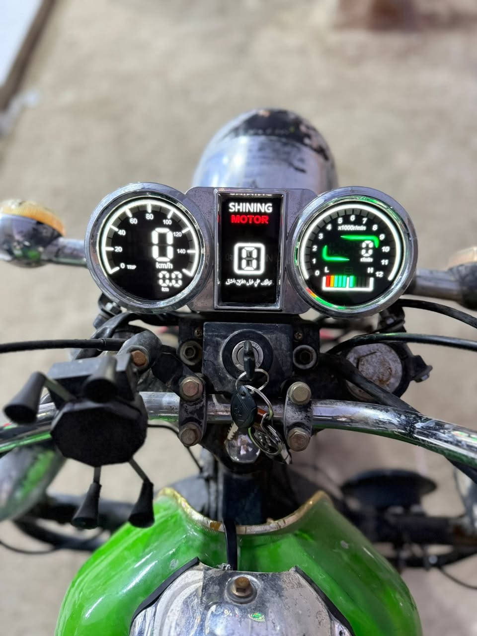 السلام عليكم جمره مديل ٢٢ رقم نكليزي مال جناي  سعرها مليونين ونص ٢٥٠٠ البصره قضاء المدينه 
***********
