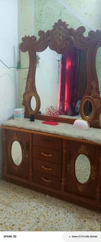 غرفه اخشاب • مستخدمه • نضيفه جدا