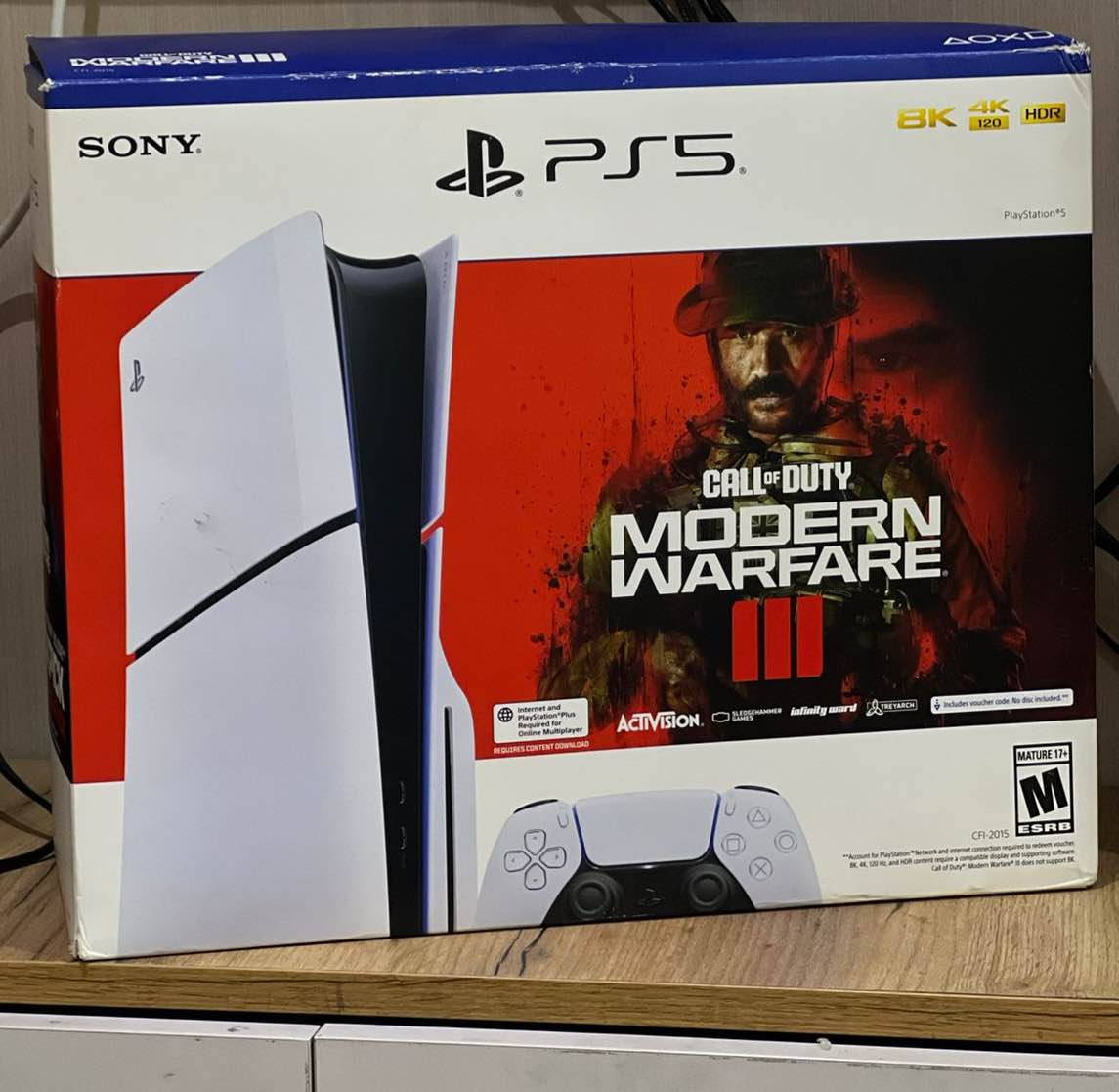 من رخصه الادمن بلي فايف سلم ريجن امريكي مع جوستك وحساب وملحقات كامله للاستفسار *********** بغداد, العراق
