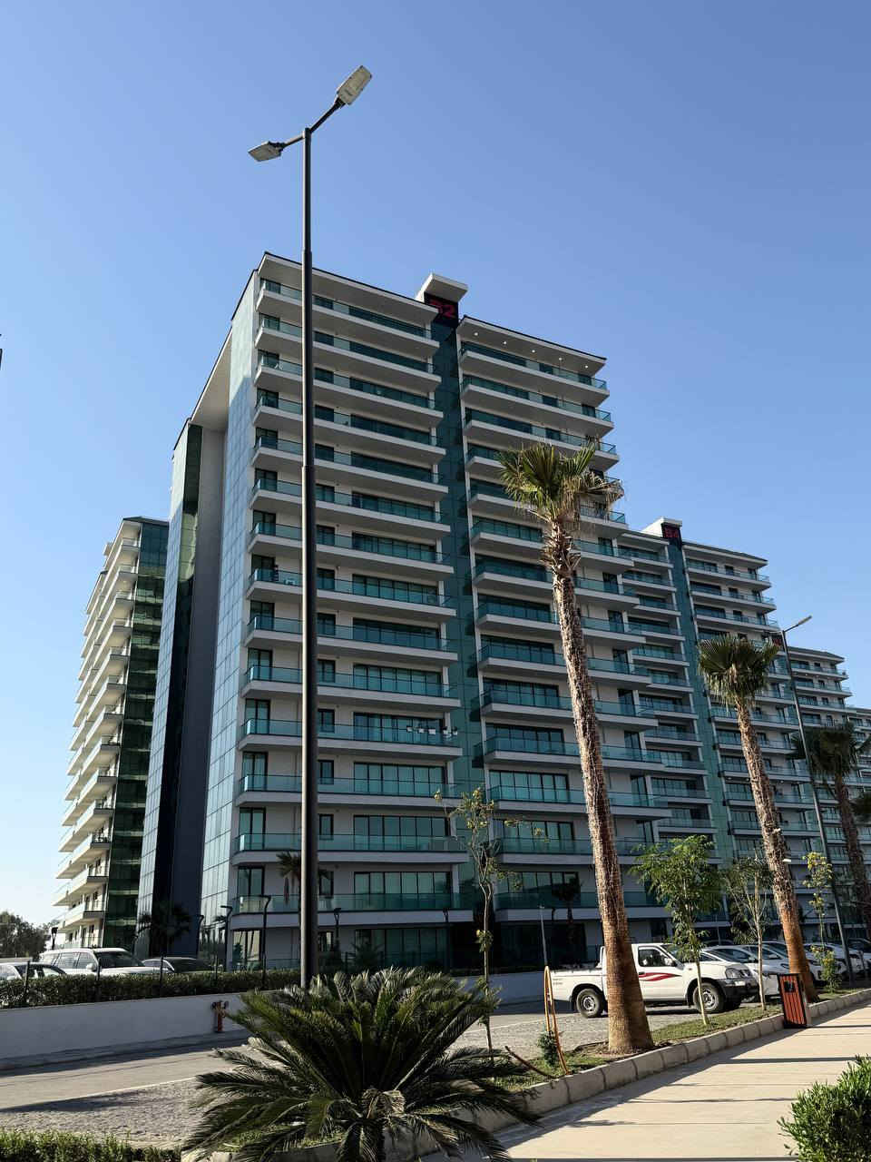 شقه مؤثثه للبيع او للايجار السنوي في مجمع الود. 200م. 4غرف نوم. 3حمامات مع لوندري. بعد تقاطع العامريه باتجاه ابوغريب مجاور الجامعه العراقيه. *********** ***********
