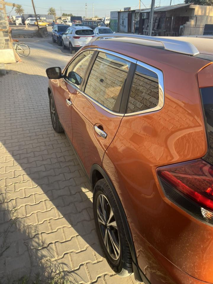 نيسان روج موديل 2020 فول مواصفات عدا الفتحه رقم شمالي جديد تحويل مباشر السياره جاهزه للأخير مكينه 2500 دوش السعر 170 العنوان بغداد المحموديه /***********/***********
