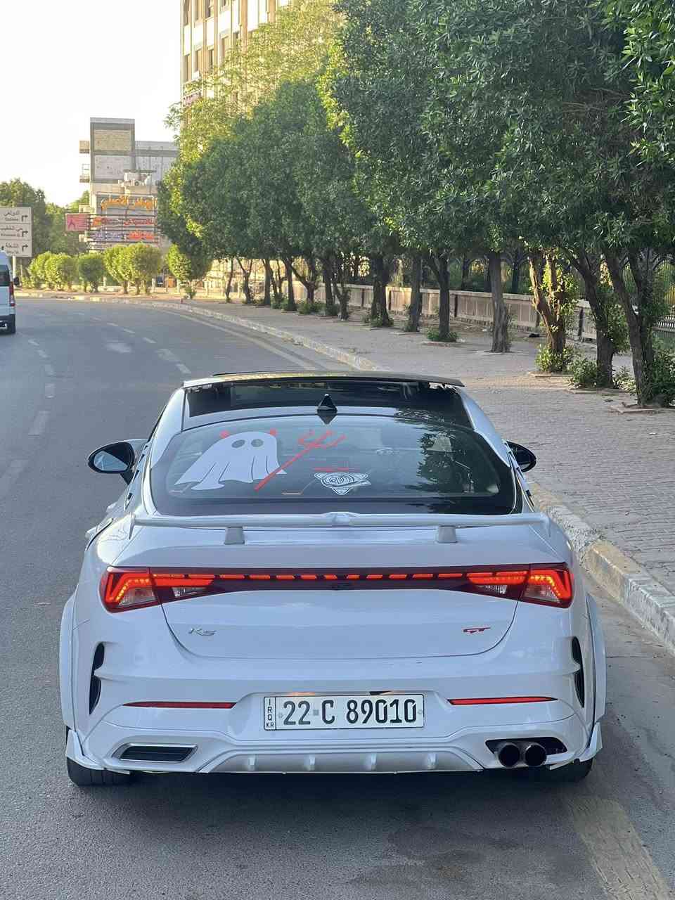 سلام عليكم
Kia k5 gt line 1.6 torbo
275hp
نضام الدفع AWD
موديل 2022
فول مواصفات 
بصمه تشغيل 
بصمه دخول بابين ذكيه صندوق ذكي 
بانوراما فتحتين 
رادار امامي 
كامره بالجامه تحديد المسار 
رادارات خلفيه نقاط عمياء 
اشاير بالمري وتدفئه بالمرايه 
6 عدسات اماميه 
لد نهاري برتقالي 🟠
بلوجكترات اماميه 
لد لخلفي مسطره 
ويل حجم 18 
شاشه كبيره تحكمات القياده من داخل الشاشه
كشنات جلد اسود 
كشنات كهرباء 
تدفئة كشنات 
تدفئة ستسرن 
ستيرن حرف D رياضي كاربون 
نفكيشن 
اوتو هولد 
سايد بريك دكمه 
شحن لاسلكي 
مع مخارج شحن جارج فاست تدعم ابل كار بلي واندرويد اوتو مع منافذ شحن خلفيه 
داخل اسود بالكامل 

 الاضافات والتزويد 
المكينه عليه بلكات ريسنك 
نوزلات ريسنك 
مجاول ريسنك 
توربو اكبر 
وعطاس توربو 
برمجه سيفتي 
سستم اكزوز كامل بورلا اتاك 
سبيسرات 4 
وايد بدي كامل موجود 
كت لحايه ودوس ودفيوزر وزعانف اصلي 
سكوب جامه خلفي مري باتمان 
سبايدر خلفي اصلي 
اناره محيطيه متحركه اكثر من 100 مود
ارضيات ريزلاين اصليات 
وبعد هواي نواعم 

ضرر بنيد مصلح نفسه وكلير جاملغ وباب خلف السايق وبارد بالباب الي خلف الراكب مصلح تصليح مضبوط كفاله دواخل 
افحص سونار وين ما يعجبك 

السعر 195$ وبيه مجال بسيط مصروف عليه اكثر من هذه الرقم 

للاستفسار *********** واتساب
