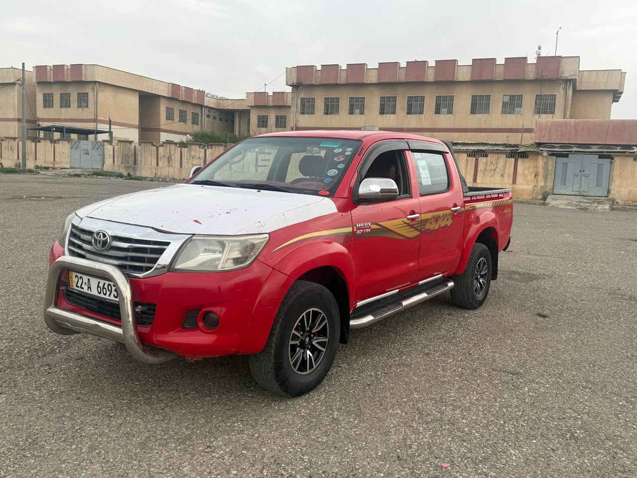 مه رزيه ى2010بؤ فروشتن سه ياره كي  زؤر جوان و بي مه سروفه    پارجه ره شه له سه ر ساعه ي لە سقفی یەک بست سبوخ هەیە بؤدي بيلاده مه كينه  باشرت  بيش و بشت  كە پسەپە
  ته قه  و ره قي به شه رته   ٤تاي و مويلي نويه  شوين هه ولير پیشی کرتە2014وا
سعر 

*********** أربيل, العراق
