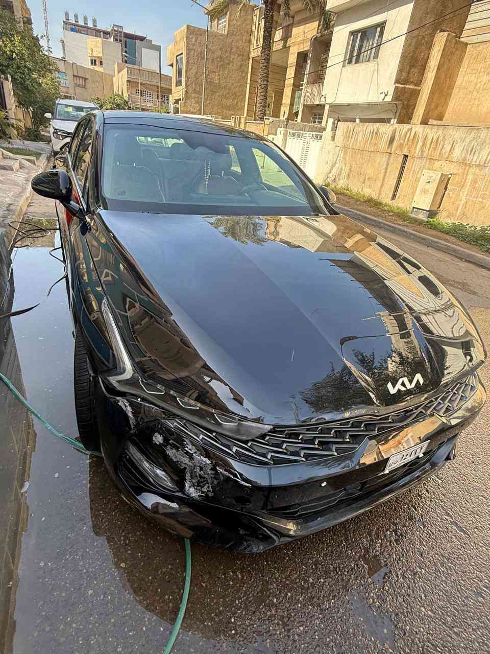 السلام عليكم للبيع K5 GTlineموديل ٢٠٢٣ وارد امريكي مرقم بغداد فول مواصفات معروفة مواصفات الجي تي لاين داخل ماروني الحادث موضح بالصور ماشيه٢٧الف   
السعر:170وبي مجال بسيط 
العنوان :حي الجهاد شارع الشارقة 
رقم الهاتف:***********
