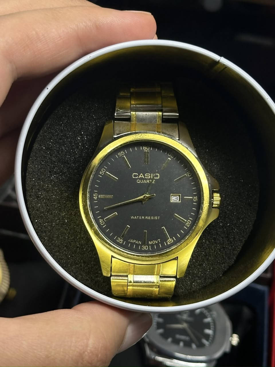 ساعات بالة جديد ( سويسري - ياباني )فقط اسعار مناسبة جداً علق ويجيك السعر


**إذا كنت صاحب هذا الإعلان وتريد حذفه لأي سبب، رجاءا أرسل رسالة إلى الدعم الفني**