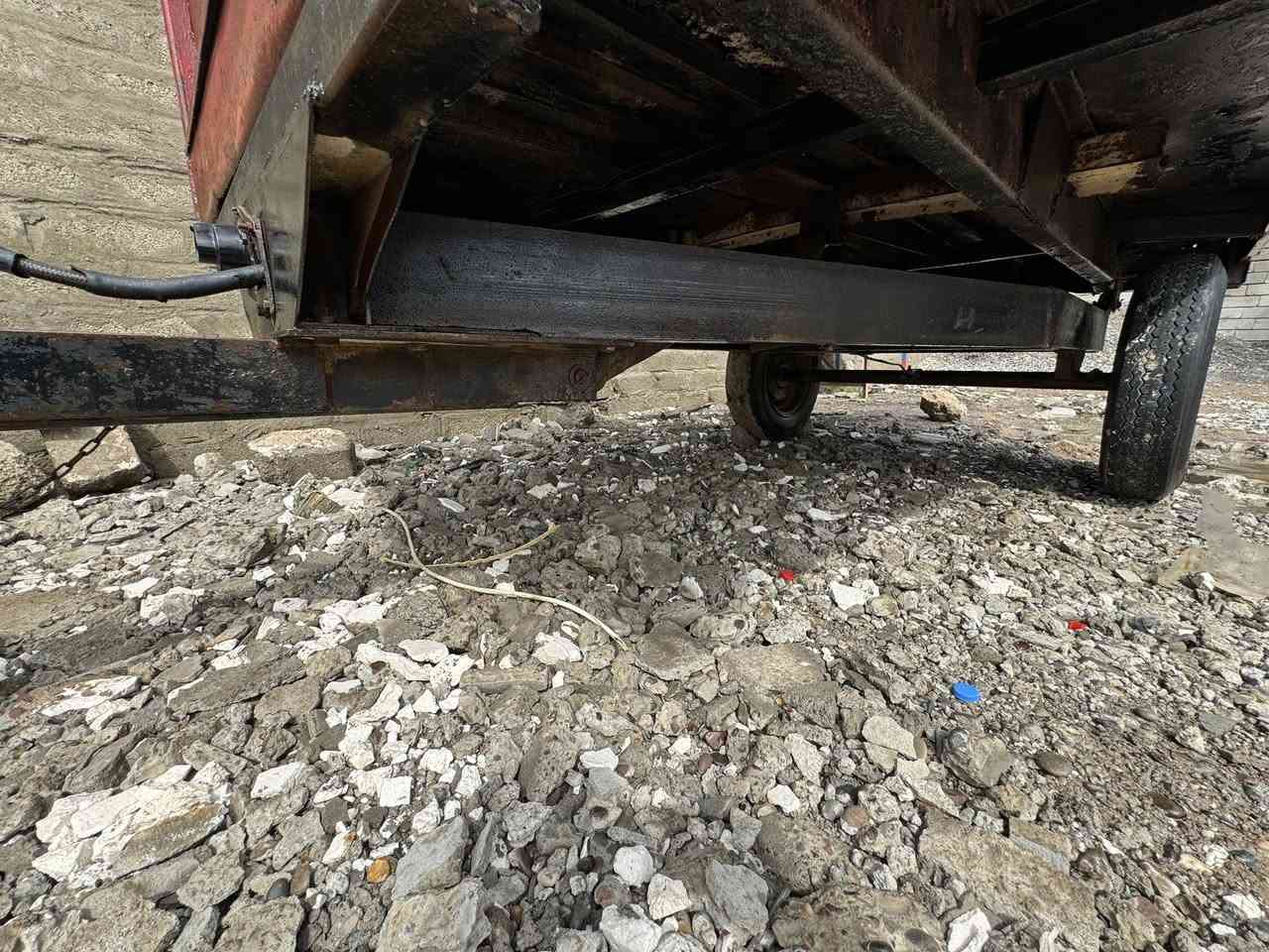 السلام عليكم اخوان موجود عربانه سكندريه عربانه حلوه حيل تواير نضاف جك شغال العنوان موصل السعر اتصلو وتحياتي للجميع ***********كو ***********
