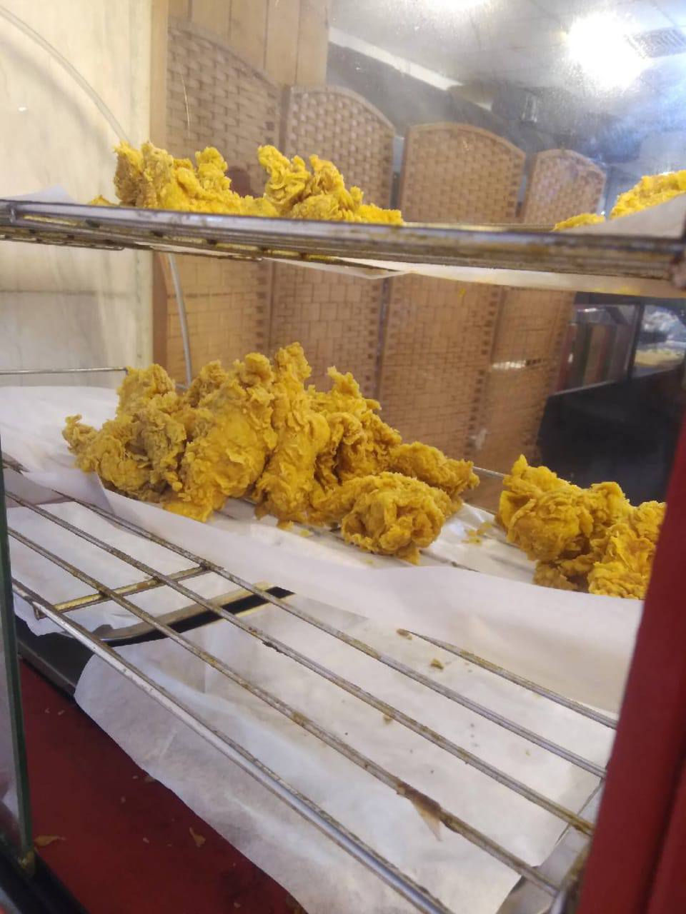 مرحبا خلفه فلافل ثرم مقبلات مجانيه ريزو كرسبي متفرغ حالياً هذا رقمي *********** بي واتساب
