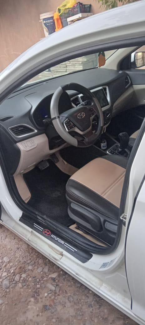 سلام عليكم ورحمة اكسننت للبيع رقم اربيل بسمي تحويل فقط من دون وكاله موديل ٢٠٢٠ سياره خليجيه ماشيه ٤٨  سياره حلوه خير من الله دوشمه جديده مع ارضيه تخم تاير سياره مابيها اي نقص بيهاسونار بل منشور وبيها من بعد منشور طخه باب سايق كلشي موضح بل صور
السعر ١٣٣
***********
