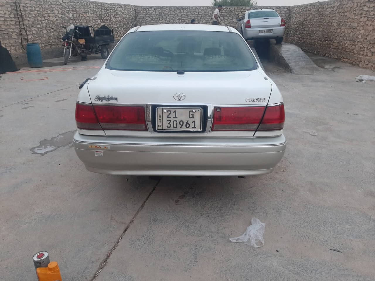 ملكه للبيع بسمي مداور بئي وقت مكفوله من الكص ديفور الجبير حداديه جديده تايرات جداد تبريد ثلج صاصي ٧٥ خضراوي السياره حلوه ٣دكم برده كهرباء ستيرن كهرباء كامره بلوتوث خابر وبيك خير ودلل *********** سعر 125 وبيهه مجال

