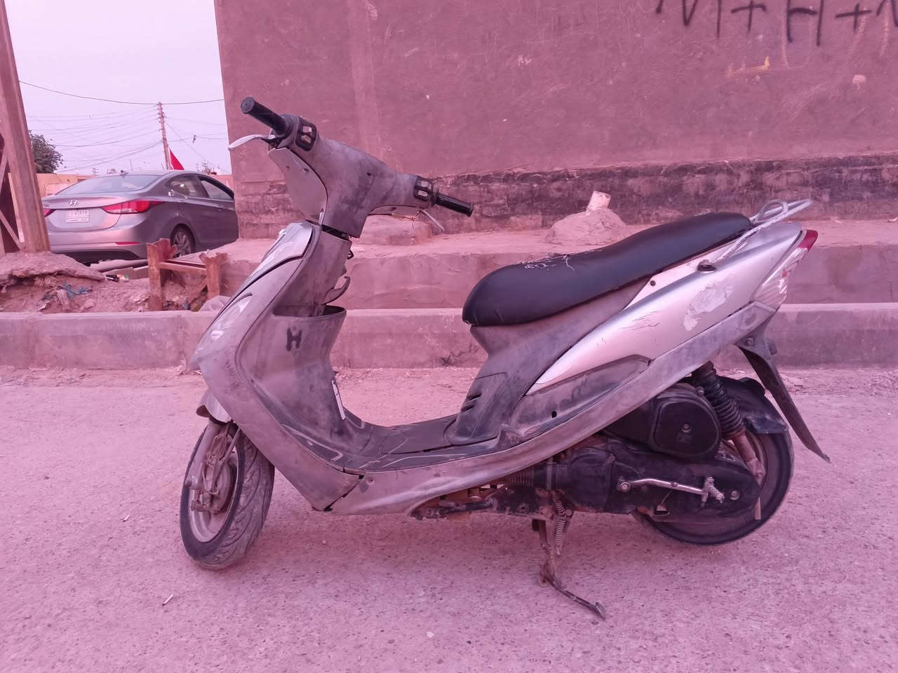 سلام عليكم دراجة ماكس مغولي للبيع كهربأيات كلها شغالة سلف هندر نقص بس باتري دراجة مامفتوح *********** سعر 500 وبيها مجال للشراي

