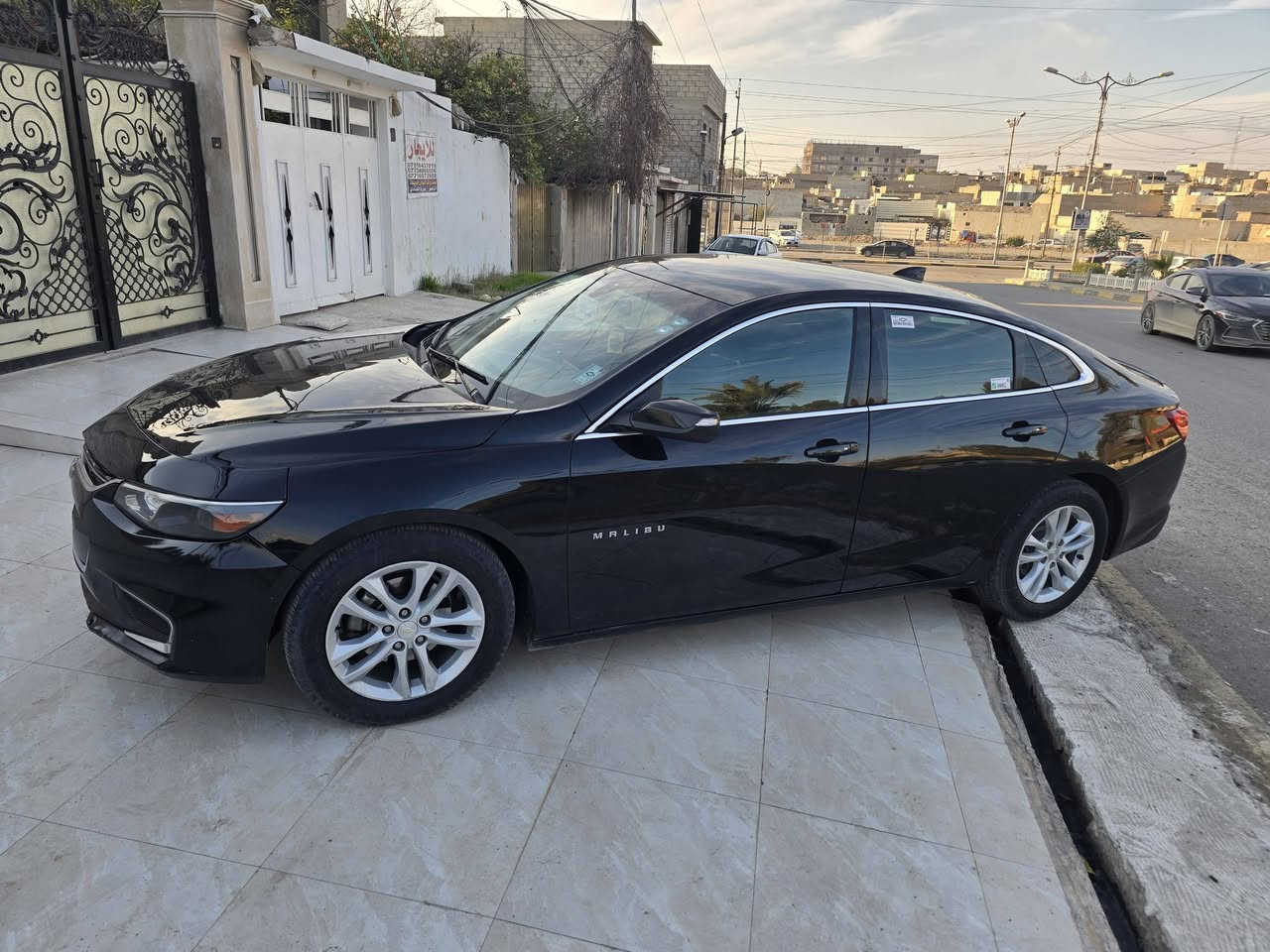السعر 104$
تحويل ثاني يوم
ماليبو LT
 موديل 2018
مكينه وكير شرط 
خمس بصمات 
بصمه تشغيل اوتو ستوب
تحكمات جهتين 
تحديد سرعه كروز 
جامات كهرب 
ويل كب 
قطعتين تبريد نظامين تبريد
كامره دواره 
كشن كهرب
ضررها بوند  فقط بدون دواخل 
مكان السياره موصل اليسر
***********
***********

