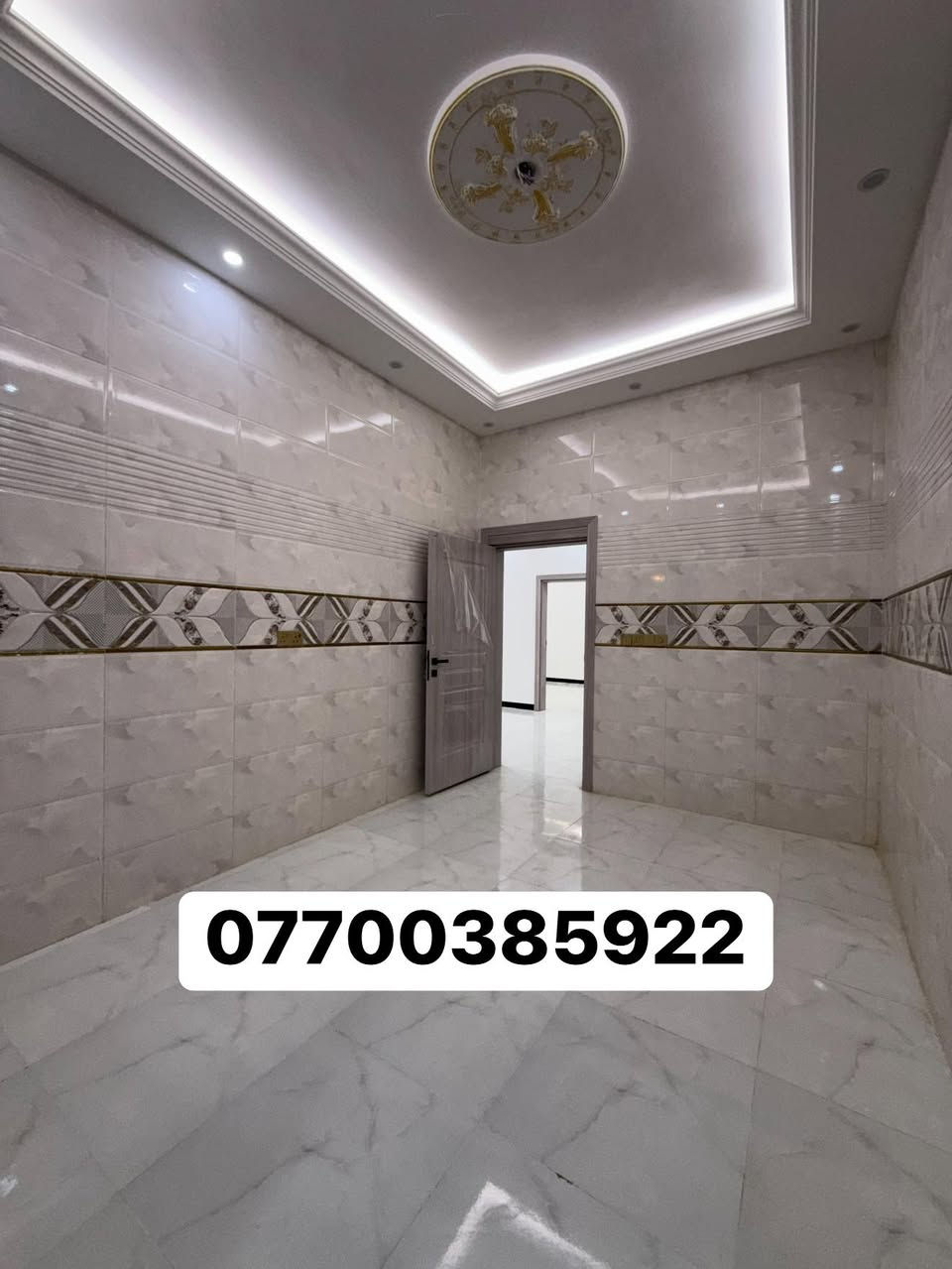 🏡 بسم الله الرحمن الرحيم
للبيع دور توينات عدد (3) – تكريت / الديوم / منطقة التصنيع

✨ تشطيبات حديثة وشغل درجة أولى ✨

📐 المساحة: 100 م²

📏 الواجهة: 6.75 م

📏 النزال: 15 م

🔹 يتكون كل دار من:

* 3 غرف نوم 🛏️

* استقبال

* صالة وسطية

* مطبخ

* 3 مجاميع صحية 🚿

🔹 المواصفات:

* سحب مغربي

* تطريزات وديكورات مميزة

* تشطيبات فاخرة

* مواد بناء وشغل درجة أولى

📍 الموقع: تكريت – الديوم – منطقة التصنيع

📞 للاستفسار والاتصال:

***********

فرصة مميزة للسكن والاستثمار، والعدد محدود. 🏡✔️
