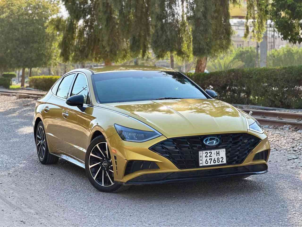 سلام عليكم هونداي سوناته 2020 لون ذهبي فول عدى بنورامه حادث سياره دعاميه خلفيه فقط بدون ايرباك بجم كبس
موصفات بصمه تحكم استيرن رادار جانبي وامامي وخلفي 
شكن كهرباء كشن جلد عداد دجتل شفتات استيرن كشن هيتر هندبريك بصمه كامره شاشه جبيره 3انظمه قياده لد امامي وخلفي فول عدى بنورامه 
محرك 1.6 تيربو ✈️كير ومحرك ابشرط 
رقم اربيل بسمي رقم وسنويه جديده ابشرط تحويل وكاله 
مكان سياره بغداد الدوره 
سعر 143 وبيه مجال بسيط 
استفسار اتصل *********** بغداد, العراق
