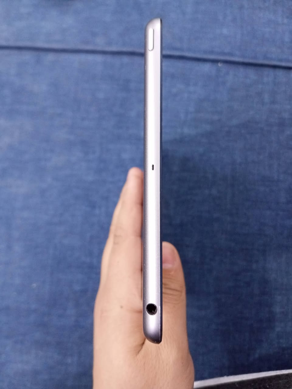 سلام عليكم 
للبيع ايفون ايباد7
ذاكره 16 گيگا
نضافه 100%
العنوان حي الصديق 
للاستفسار ***********
