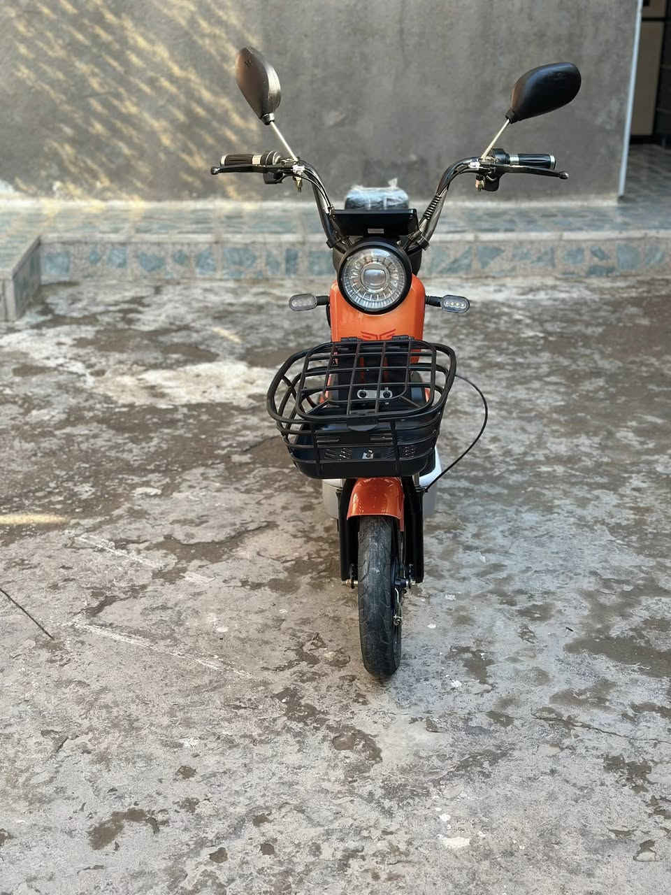 سلام عليكم عندي دراجه للبيع***********
