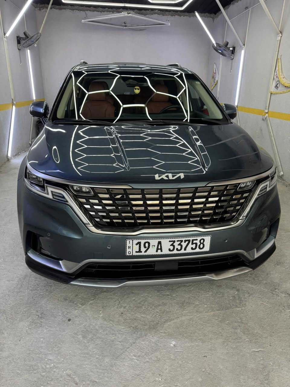 كيا كرنفال فول مواصفات 1/1
Kia carnival sx prestige 

حجم المحرك ٦ سلندر 
كامرات ٥ حتى داخل الغرفه 
كشنات امامي خلفي تدفئة وتبريد 
كشنات طياره 
داخل قرميدي 
فتحتين بل قماره 
بصمات ابواب 
بصمه تشغيل 
تشغيل عن بعد 
شاشة متصلة 
جنطة كهرباء 
ابواب كهرباء 
لايت LED
بك لايت LED
قياده ذاتيه 
تحديد مسار 
رادارات ٣٦٠ درجه
كامرات ٣٦٠درجه
توقف ذاتي 
وبقية المواصفات هواي 
الحادث تبديل جاملغ فقط 
والبنيد جزء صغير PDR
جاملغ خلفي بي جزء بسيط PDR
ماشية 63000mi
العنوان كربلاء المقدسة
بيع مستعجل محتاج فلوس ف مراوس ماراوس 
للاستفسار ***********
