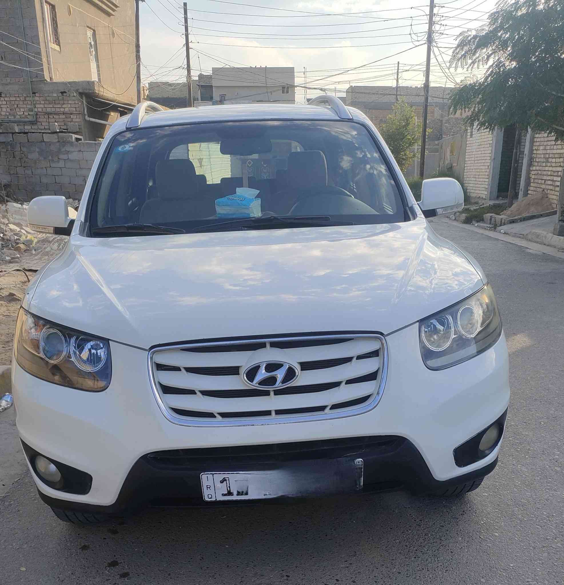 السلام عليكم سنتافي خليجي موديل 2010 مكفوله من عده الدعاميات كامل رقم الإنكليزي الجديد هزه جديده بسمي مواصفات بصمه فتحه كشن كهربائي الابواب بصمه ثلاجه مرايات شفط سبعة راكب محرك 3500 تخم تاير جديد جاهزه من كلشي السعر 145العنوان بغداد المحمودية رقم الهاتف ***********
