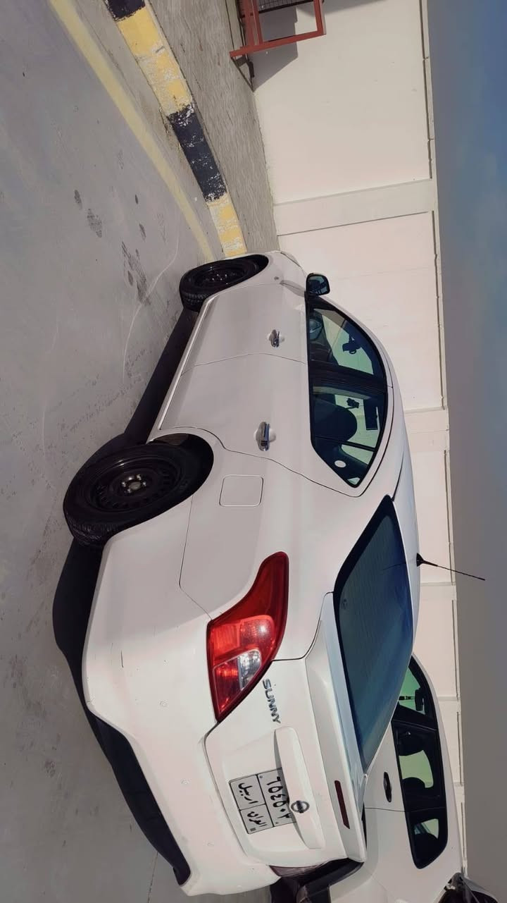 السلام عليكم
مكلف بالنشر
نيسان سني هندي 21
سنوية تنتهي بشهر السادس 
بيها مكانات بارد بدون حادث قوي 
كير مكينه تبريد تدفئه كفاله
سعر 108$
السياره شوف العين تجي وتقتنع
مجال بسيط حك الجيه
العنوان / البصرة /القبله 
‏‪ *********** البصرة, العراق
