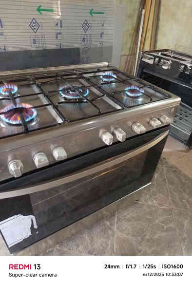 طباخ جبسن امريكي 
جديد مستعمل قليل سعر 300
توجد خدمة توصل بكرو
الشراي يراسل الصفحة أو يتصل *********** أو وتساب
