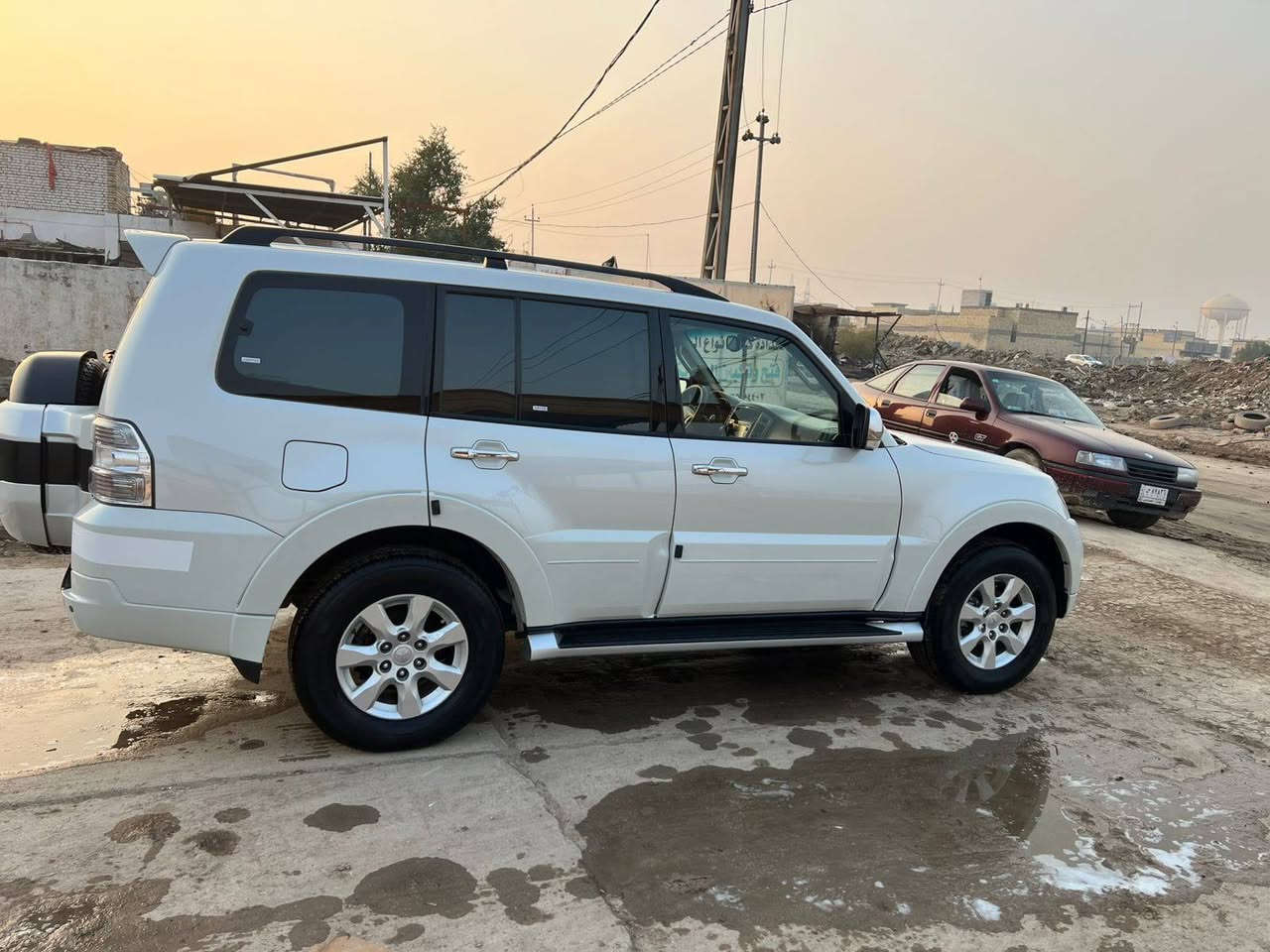 السلام عليكم
»للبيع باجيرو 2017 خليجي 
»حبتور العلامه الذهبيه
»رقم بغداد انكليزي
»السياره كفاله عامه من جميع »النواحي
شاشه دمام
»على. وضع الشركه
»ماشيه 79 الف حقيقي
»معالج طستها±مروحه اضافيه
»تخم تاير جديد
»منضومه زنون اصليه
»مكينه 3500
للاستفسار ***********
