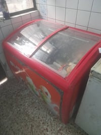 ثلاجة عرض • نظيفه