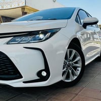 كورلا ٢٠٢٥ نضيفه ماشيه ١٢ الف مرقم بغداد جاهزه فول مواصفات فتحه كشنات ...