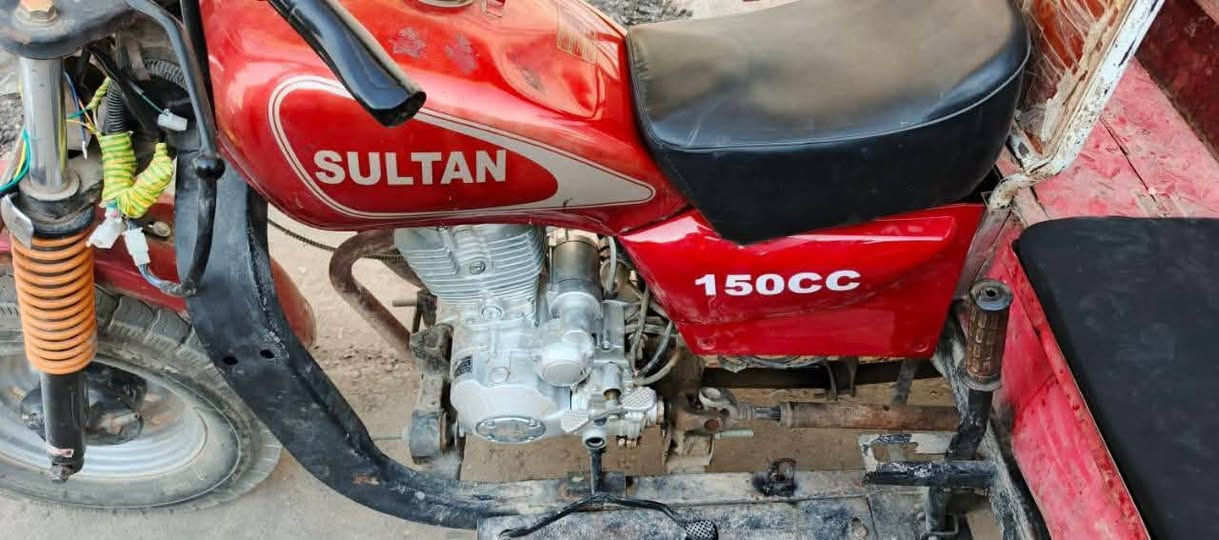 السلام عليكم ستوته صلطان لبيع اوراق اصولي مكينه جديد السعر 1350 وبيه مجال لطيبين ***********
