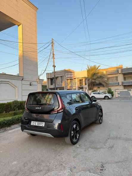 كيا سول 
موديل 2023
ماشيه 30الف
مفتوح كازكيت
سياره جديده 
صوره الحادث بل منشور 
سعره 143وبيه مجال
عنوان الامين بغداد جديده
***********
