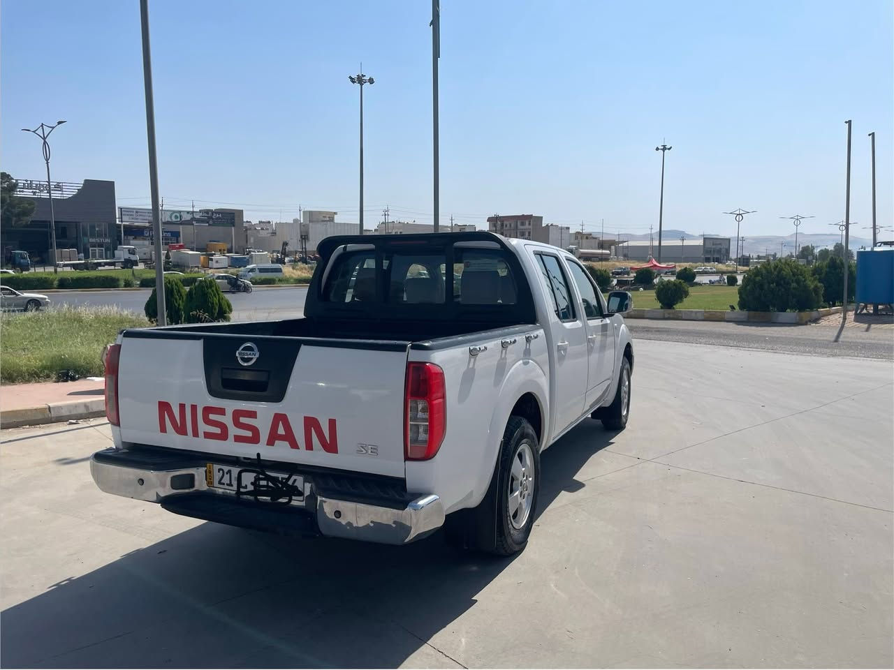 نافارامؤل ٢٠١٣
بي سارد بي بؤياخ 
سه نه وي تازه 
مه كه ينه ي كراوه ته وه 
نرخي ١٢٠$
***********)***********
