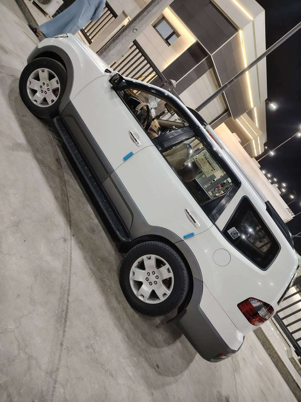 كيا مهافي موديل 13 محدث 17 خليجي ضررها جاملغ بيها قطعتين صبغ ابيع احزام السيارة  باسمي تحويل مباشر رقم بغداد دولي واذا اكومراوس أوبتما اوسوناتا حسب القناعه مكان السيارة كوت مركز المدينه هاتف *********** السعر 130وبيهامجال بسيط
