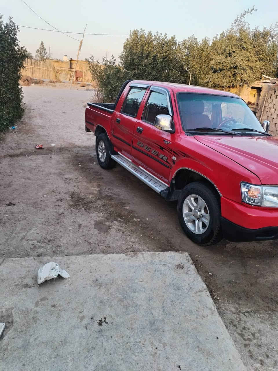 السلام عليكم
دير موديل 2011 رقم قادسية انكليزي

مكفوله من الضربه التبديل كير محرك شاصي مكفول كهربائيات كلها شغاله تخم تاير حدادية جديدة السعر 52 وبيها مجال مكانها الديوانيه تصال ***********
