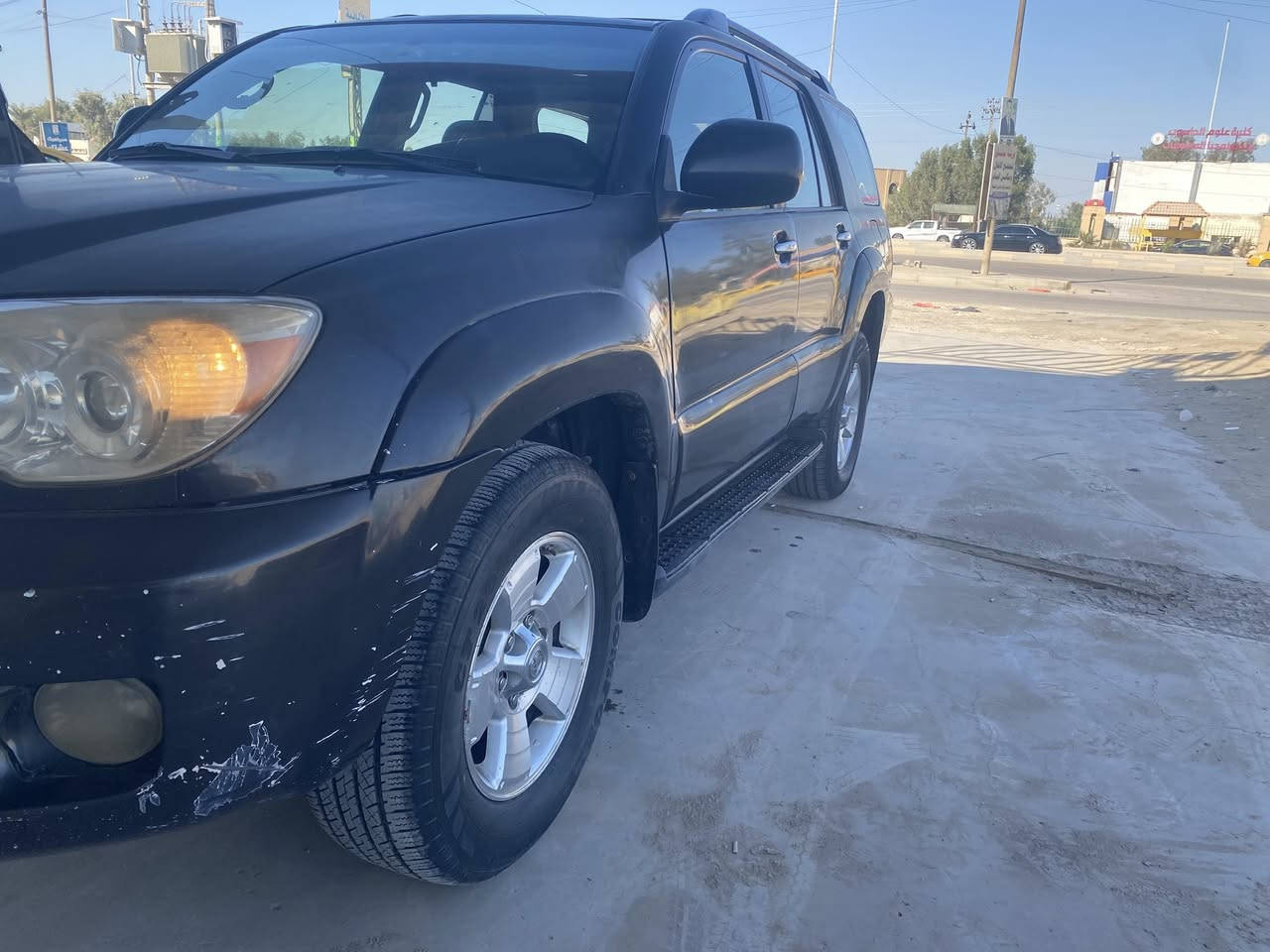 السلام عليكم
تيوتا فور جنر وارد أمريكي للبيع 
موديل ٢٠٠٨
ماشية ٢٠٠ كيلو 
مواصفات 
فتحة سقف 
اشاير بالمري 
تحكم مري 
تحكم ستيرن 
مثبت سرعه 
تبريد قطعتين +تبريد تدفئة شغال 
كهربائيات كله شغاله 
السياره احله من الصور 
حادث السيارة جاملغ وباب وشويه لايح البنيد 
وبيه صبغ حزام للجماليه 

رقم بغداد مشروع وطني 
للاستفسار رقمي  ***********
السعر ١٢٠ وبيه مجال للشراي واني بخدمتكم
