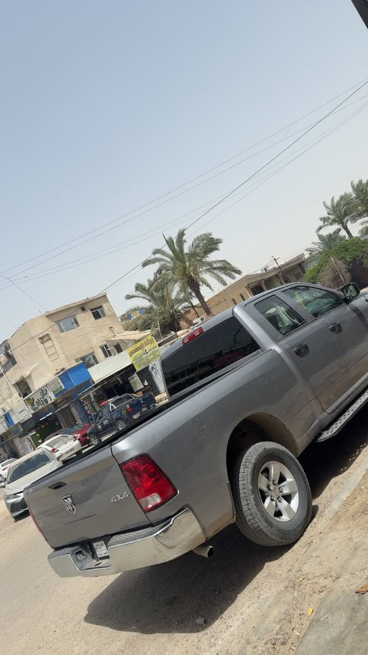 بسعر سيارهه ناصيييي 160 وبيها مجالللل بسيطط 
السلام عليكم بيع او مراوس  
بيع بيع او مراوس مرواسسس سعر(160)(160)⚠️
اقرا تفاصيللل زيننن وسونار وبيك خير وتدلل
.
⬅️دوج رام كلاسك2024
⬅️موصفات slt 
⬅️باب قصير بدي طويل⚠️
⬅️محرك 6 سلندر3.6L 
⬅️لون سلفر 
⬅️ضرر /جانبي  بجم كبس 
⬅️السياره المالك القبلي صابغ الجهتين بس قماره وامام ممصبوغ   
⬅️السياره بدون لوحات ⚠️
⬅️صور ضرر موجوده 
⬅️السعر ⚠️⚠️160 الف وبي مجال بسيط
***********
***********
