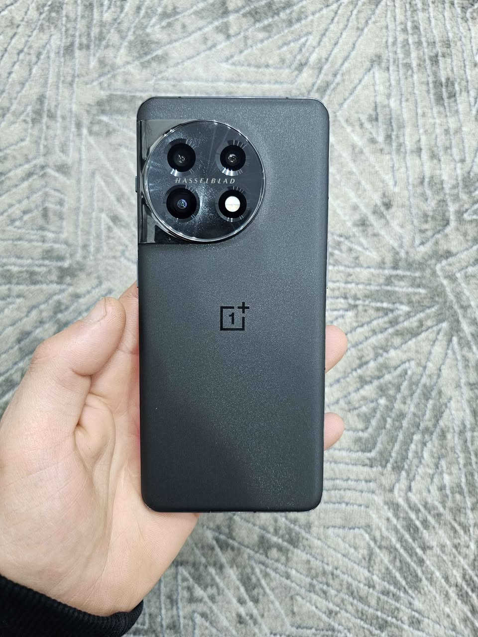 OnePlus 11 5G

موبايل ون بلص 11 ، نسخة العالمية ، دبل سيم

ذاكرة 256 گيگا ، رام 16 گيگا و قابل للزيادة من ظبط الجهاز

معالج Snapdragon 8 Gen 2

الكاميرات الخلفية : 50+48+32
الكامرات الامامية : 32 

الكاميرات كلش حلوة و نظامه سلس و الجهاز محدث اخر تحديث 

بطارية 🔋 بحجم 5000 و شحن سريع 100 واط ⚡

نسبة صحة البطارية : 99% 🔋🔋

الجهاز مكفول و ممفتوح و كلش نظيف ، ما عدى ذني الشخوط الاصغيرة با الشاشة الي مأشر عليهن با الصورة ، ما بيه اي عيب ، الموبايل كامل غراضه موجودة من كفر و شاحن و باكيت

سعر الجهاز 425 الف و بيه مجال 🔴

بدون مراوس بيع فقط و توصيل ما عندي 🟢

عنواني : كركوك ، روناكي ، تقاطع حي النصر ، قرب الترافيك لايت 🚦

موجود عل خاص و عندي واتس اب
*********** 📞🔴 كركوك, العراق
