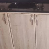 عندي كاونتر للبيع مرمره ٣ قطع للاستفسار الاتصال على الرقم 07775644696