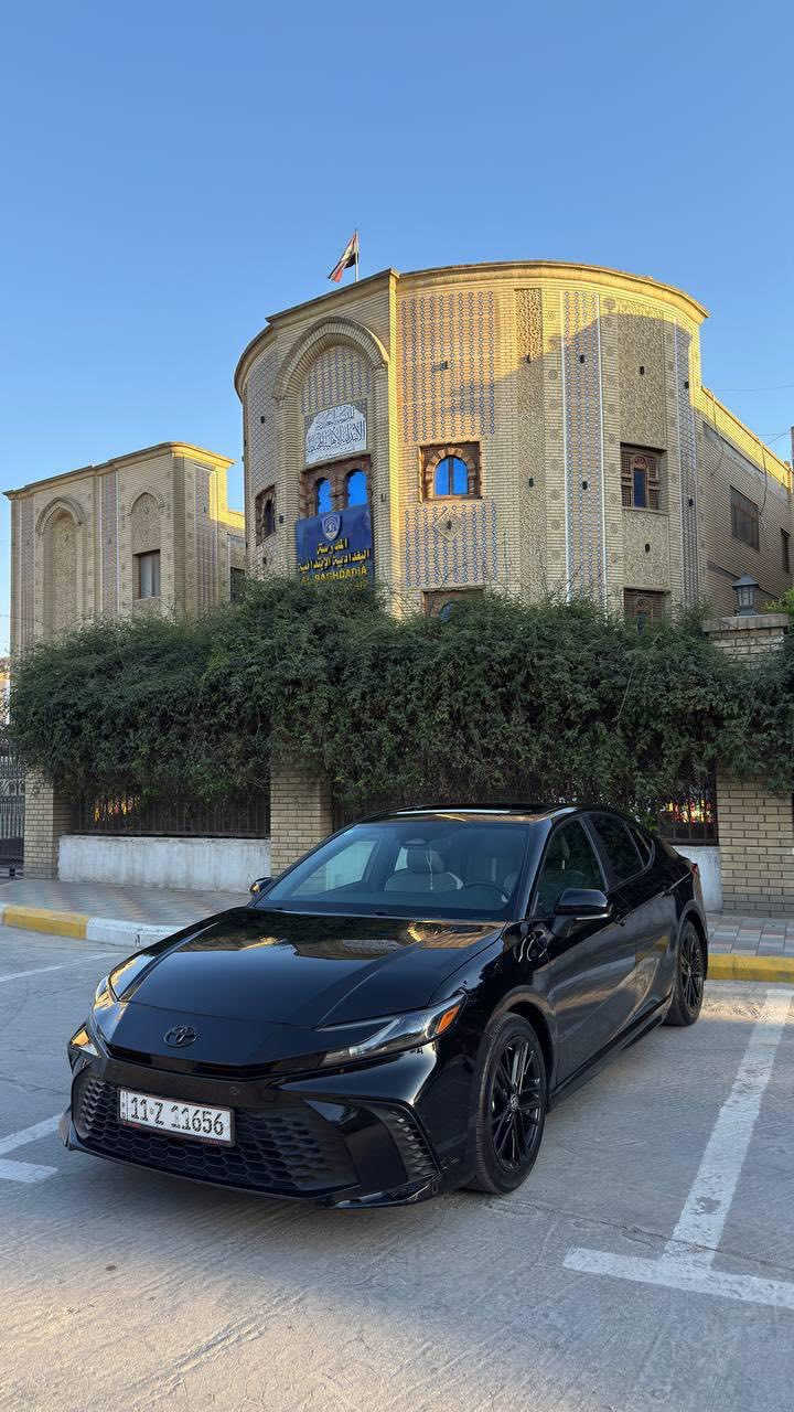 الحلوه تمسي عليكم 
تيوتا كامري 
2025 
 بلص 
 بلاص 
SE
فول مواصفات هايبرد فتحة مو بنوراما قطعتين صبغ جاملغ وبنيد 
ايرباك ستيرن ماشية 33 الف ولسياره بيه سونار همين السعر 205 وبيه مجال ومواصفات ال se معروفه ***********❤️❤️❤️❤️❤️
