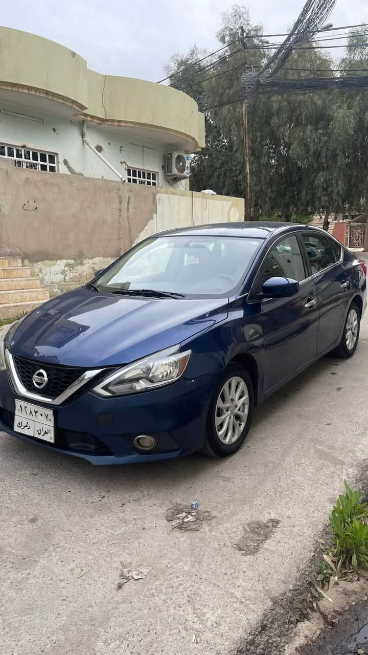 نيسان سنترا 2018 SV
رقم دهوك تحويل مباشر 
حادثها امامي مرفق ب الصور وبيها بعض التفاصيل 
.مواصفات ال sv معروفه 
.بصمة تشغيل وبصمة أبواب 
.شاشة كاميرا خلفيه 
.تحكم ستيرن 
.رادار امامي + ومانع انزلاق
.مثبت سرعه .
التبريد قطعتين …محركها 1.8 اقتصادي 
مكان السيارة موصل او اربيل السعر 90 وبيها مجال
📞اتصال او واتساب [***********]
