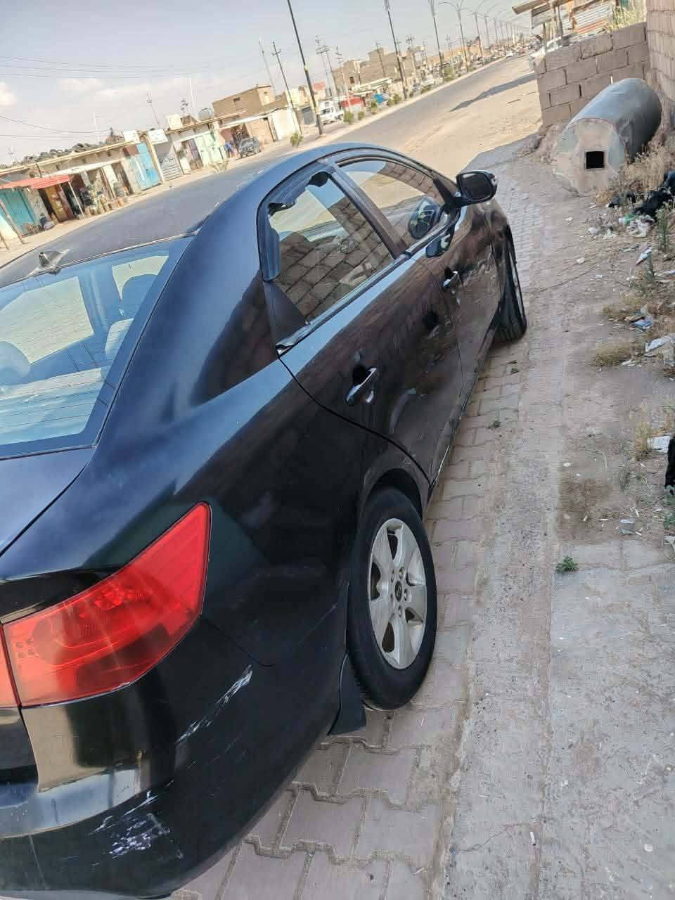 السلام عليكم من رخصت لادمن مكلف بل نشر فورتي 2010سياره حلوه مال شغل ومال بيت بيها 3قطع ستفسار تصال علا رقم ***********مراوس هم يرهم حسب لقناعه
