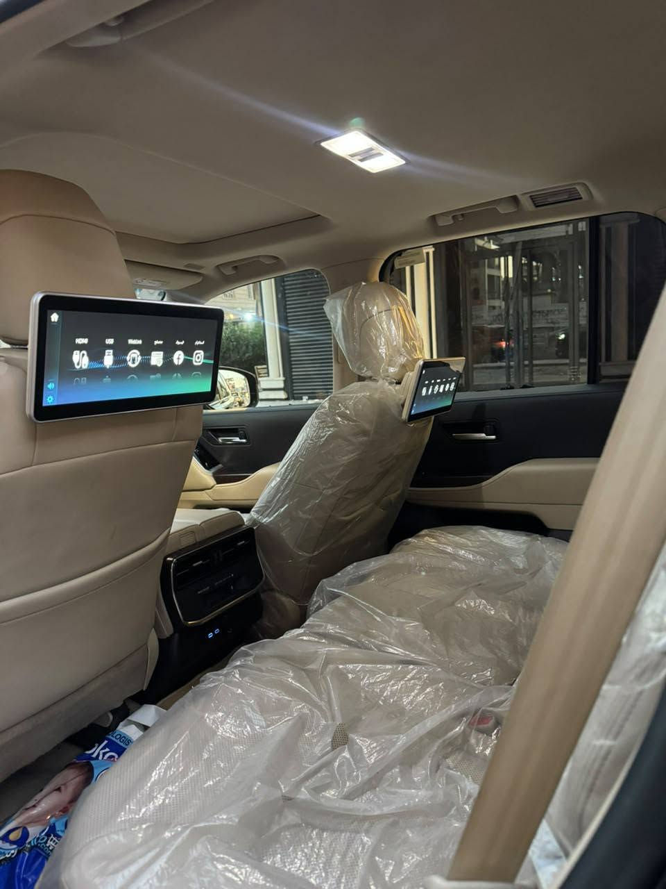 لاندكروز  GXR 2022  (ساز)
TOYOTA Land cruiser 2022

نضافه ١٠٠/١٠٠ 

‎سنة الصنع: 2022 

 SAS

ماشييه  54 الف كم 

رقم بغداد 
المواصفات:
محرك 6 سلندر 4.0L

فتحة سقف ( سلايد ) 

٣ شاشات 

شاشات ترفيه خلفية

مقاعد جلد 

مقاعد كهربائية 

مقاعد امامية تبريد 

⁠تبريد وتدفئة امامي خلفي 

بصمة الابواب 

صندوق كهربائي

مصابيح LED و زينون

7 راكب 

شحن واير ليس 

حساس امامي خلفي 

حجم العجلات 20 inch 

مكفول كفاله عامه 

موقع السيارة بغداد - الدوره 

للاستفسار الاتصال بالرقم 
***********
 
‎السعر ( 620$)
