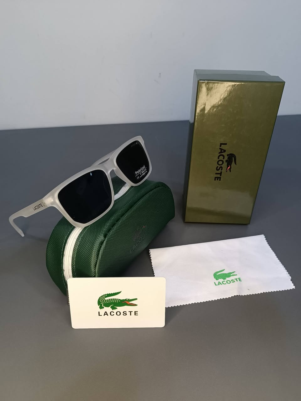 بسم الله علي بركت الله نظارات صنع ايطالي كامل ملحقات نسائي و رجالي uv ضد اشعة شمس
سعر قطعة 10 توصيل موجود وتساب : ***********
